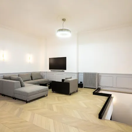 Apartment Neuf Et Luxueux Climatise A 17