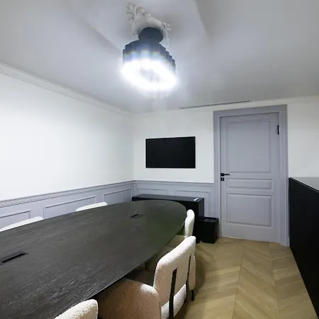 Apartment Neuf Et Luxueux Climatise A 17 *