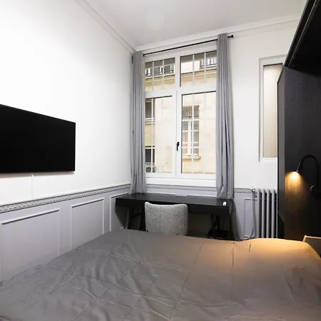 Neuf Et Luxueux Climatise A 17 Apartment *